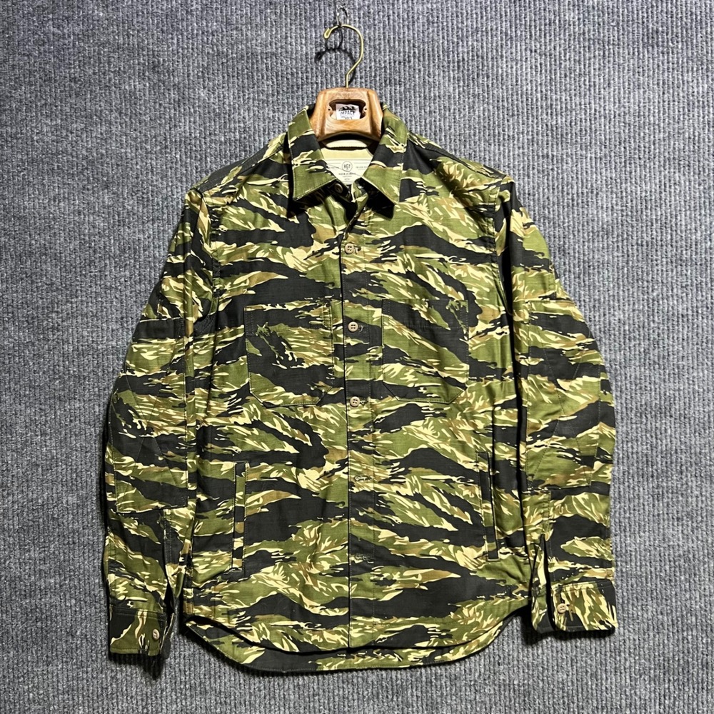 Rogue Territory Shirt Mens Small Green Tiger Stripe Camo Cotton Utility
